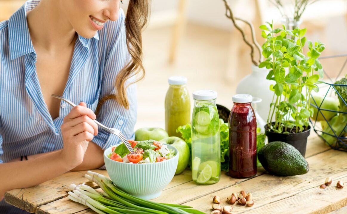 vegetable salad on a lazy diet